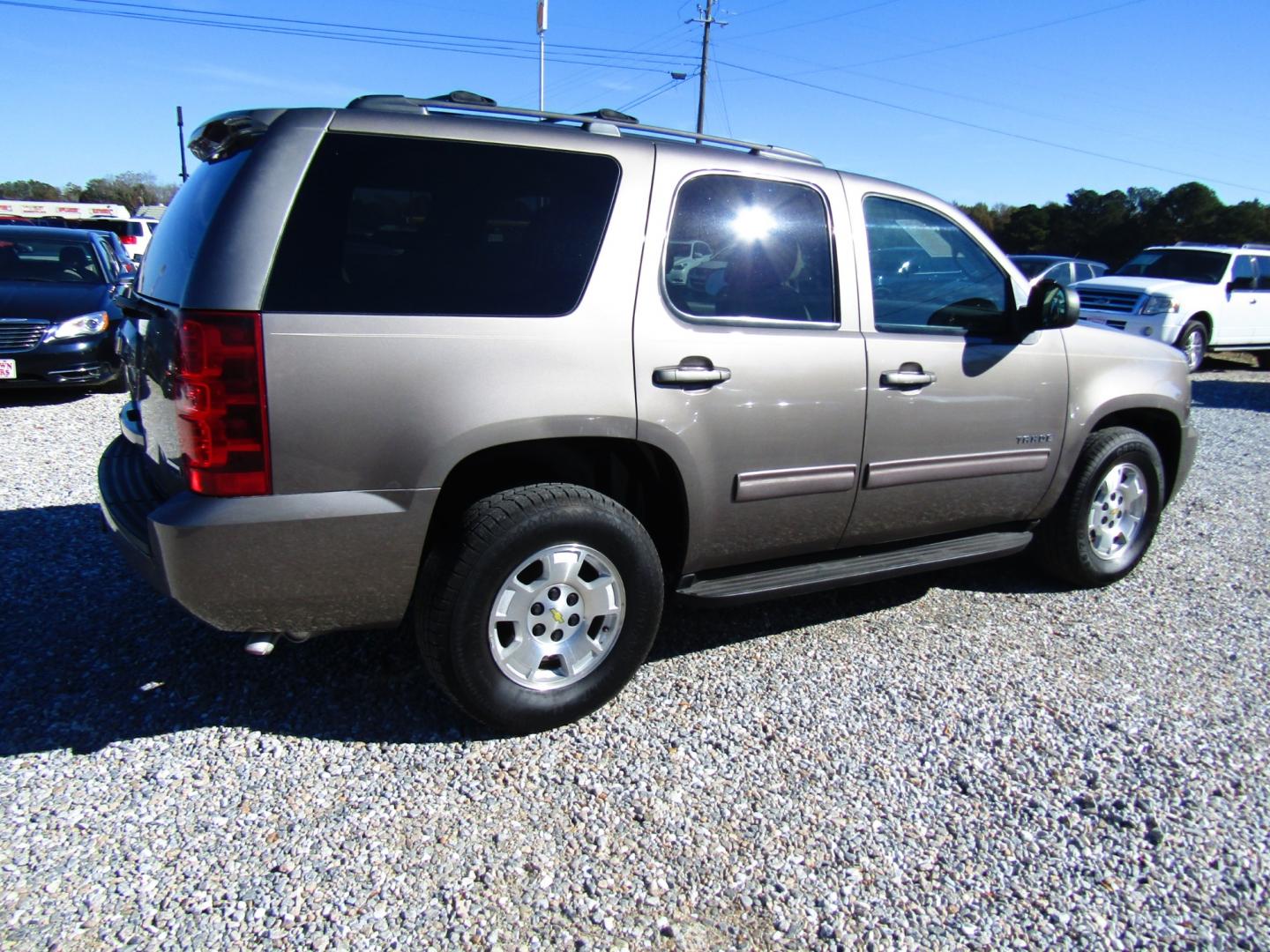 2012 Brown /Tan Chevrolet Tahoe (1GNSCAE07CR) , Automatic transmission, located at 15016 S Hwy 231, Midland City, AL, 36350, (334) 983-3001, 31.306210, -85.495277 - Photo#8